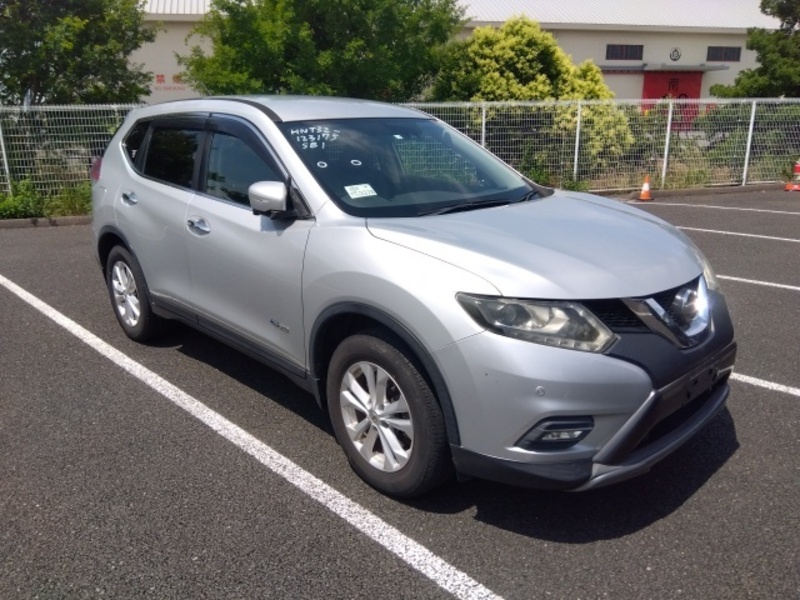 X-TRAIL HYBRID