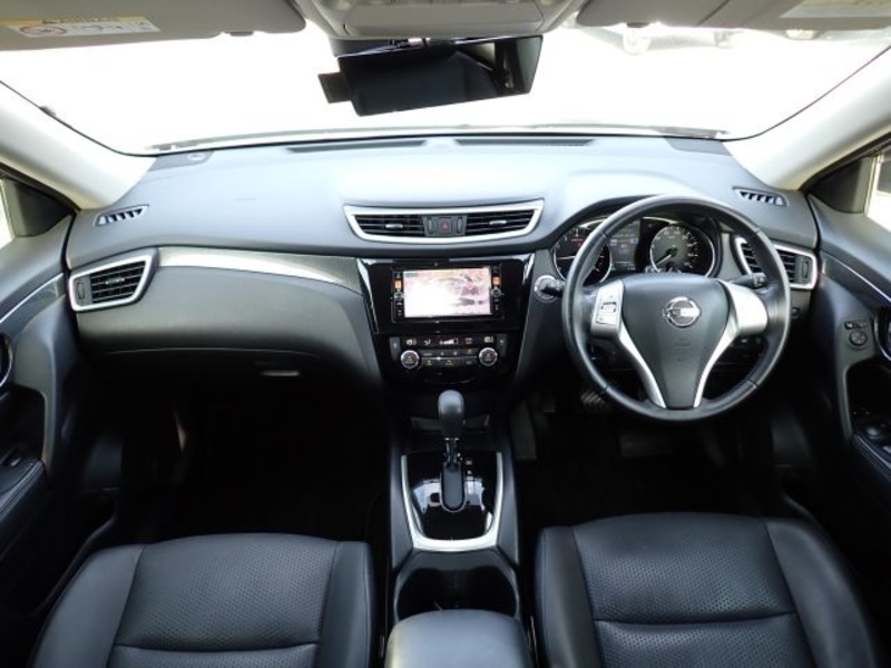 X-TRAIL
