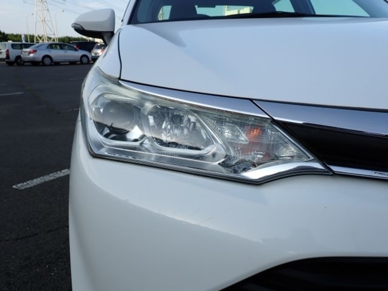 COROLLA AXIO