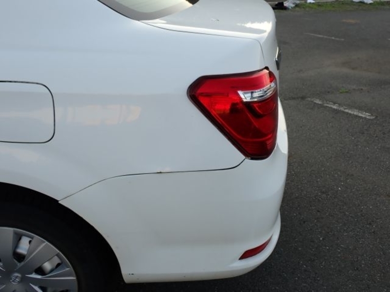 COROLLA AXIO