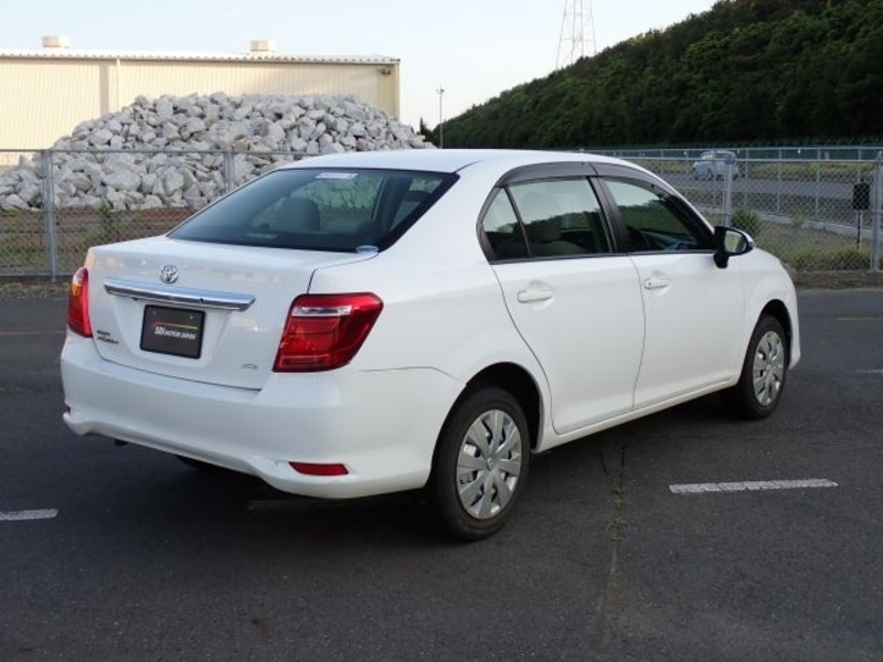 COROLLA AXIO