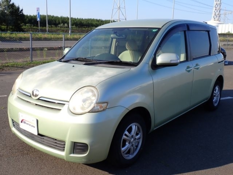TOYOTA SIENTA