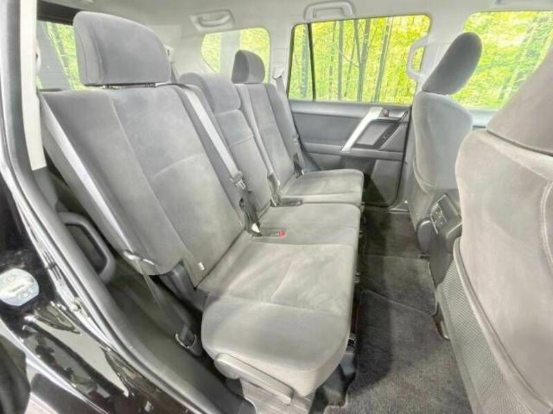 LAND CRUISER PRADO-8
