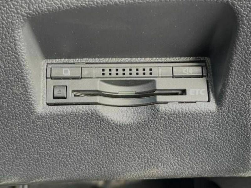 PRIUS-6