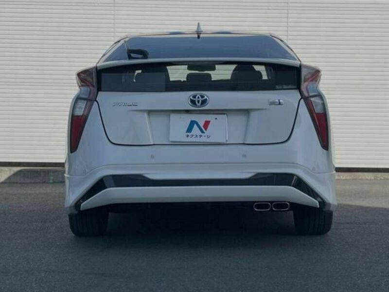 PRIUS-15