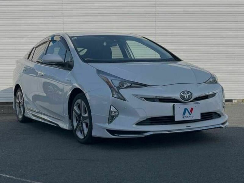 PRIUS-16