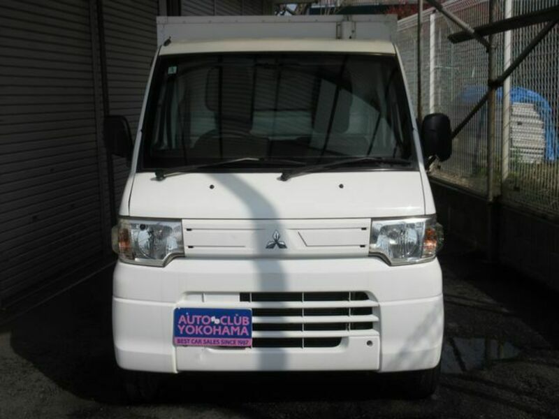 MINICAB TRUCK