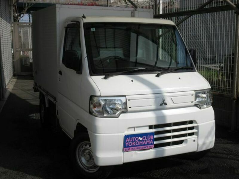 MINICAB TRUCK