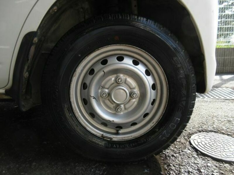 MINICAB TRUCK