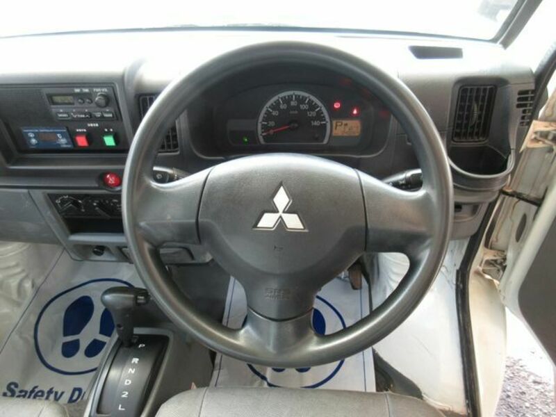 MINICAB TRUCK