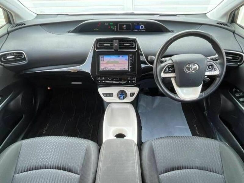 PRIUS-1