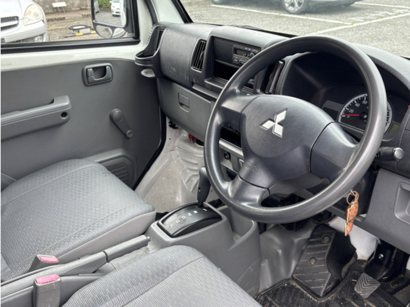MINICAB VAN
