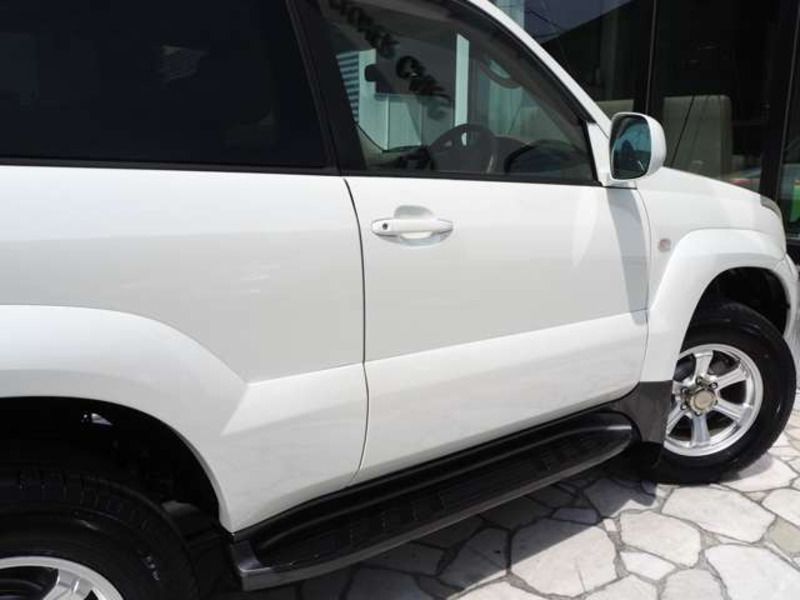 LAND CRUISER PRADO-12