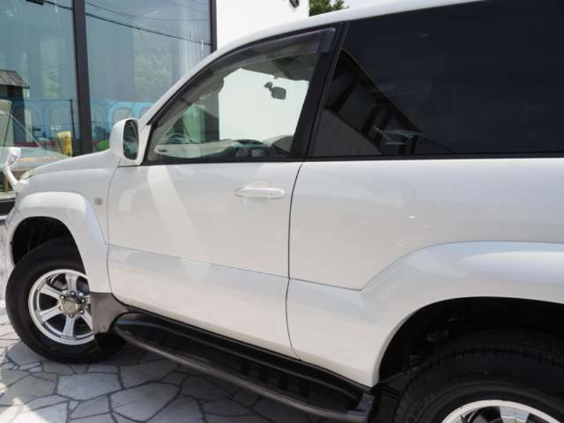 LAND CRUISER PRADO-11