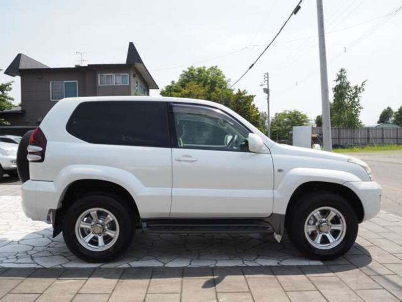 LAND CRUISER PRADO-4