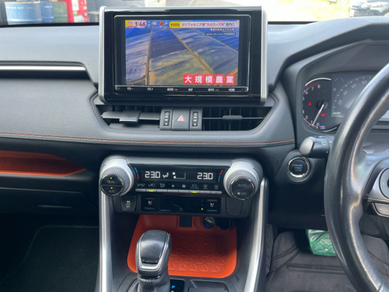 RAV4-17