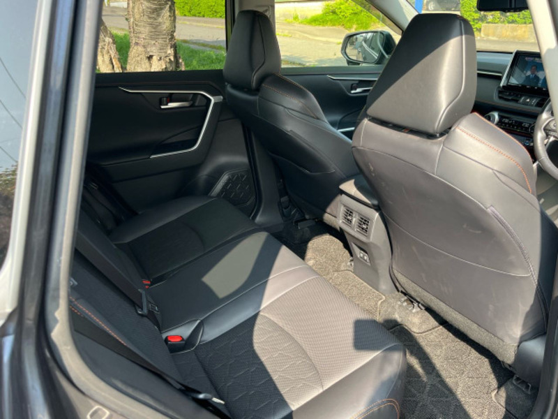 RAV4-9