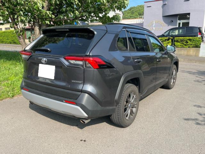 RAV4-4