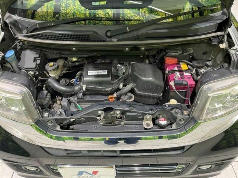 N BOX CUSTOM