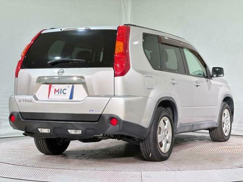 X-TRAIL-13