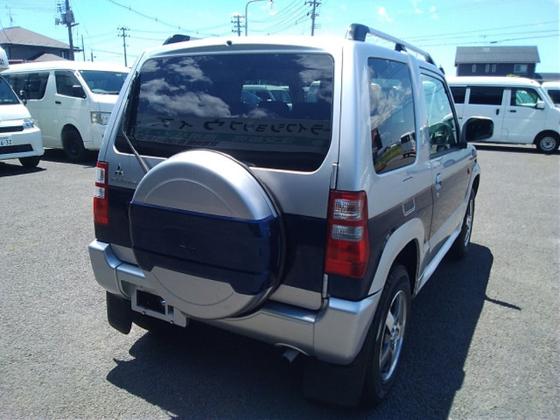 PAJERO MINI