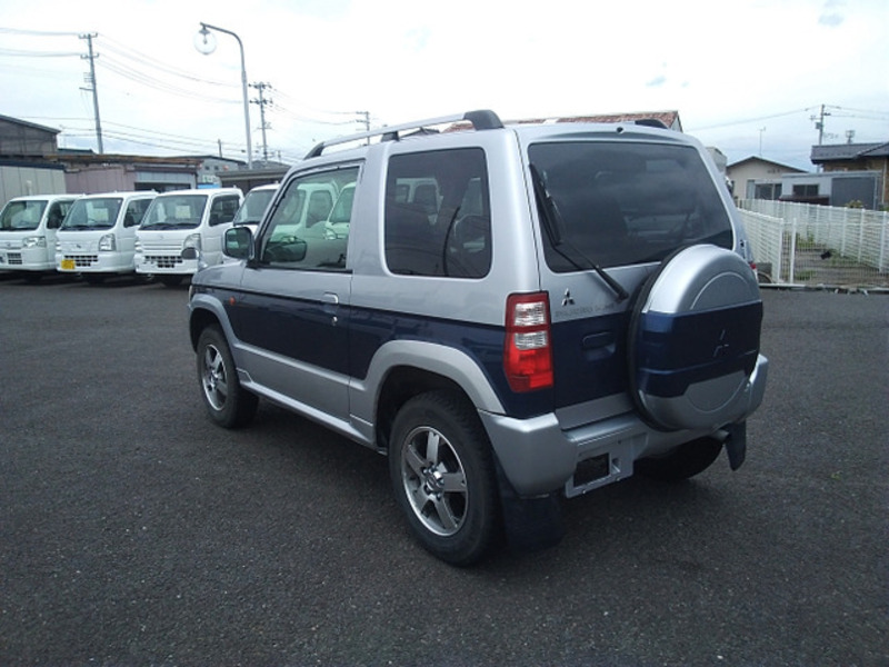 PAJERO MINI