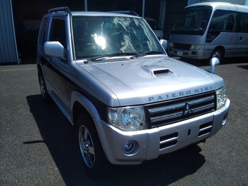 PAJERO MINI