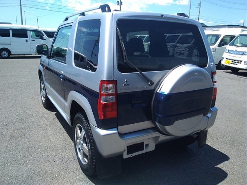 PAJERO MINI