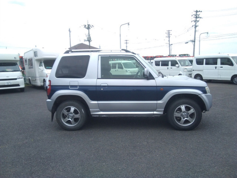 PAJERO MINI