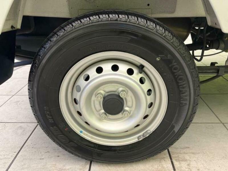 MINICAB TRUCK