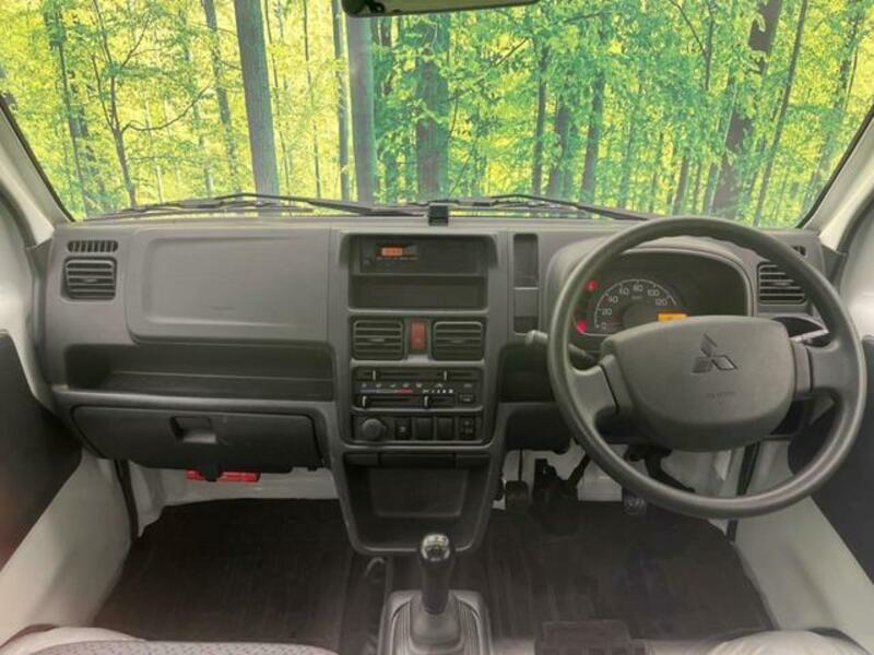 MINICAB TRUCK