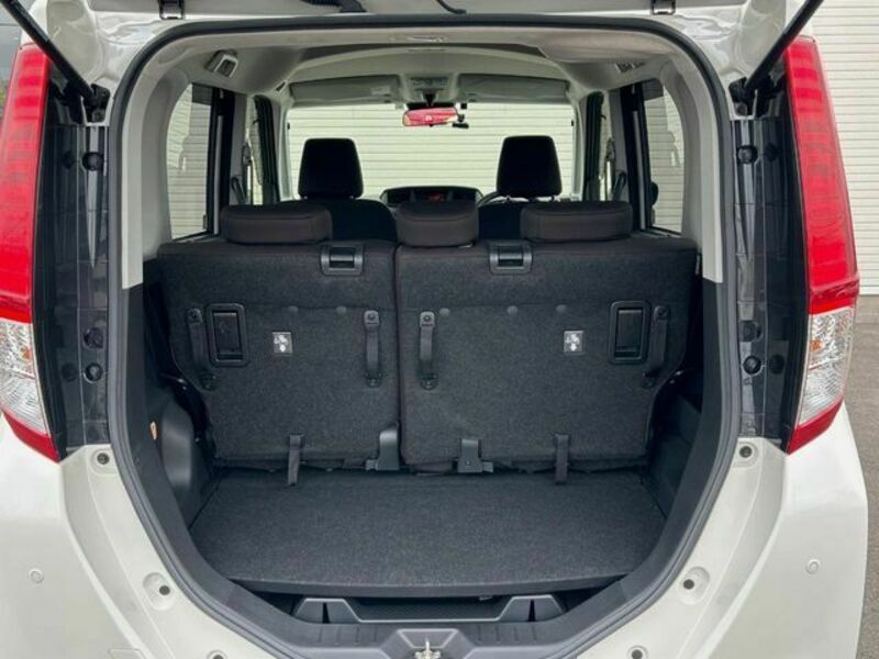 ROOMY