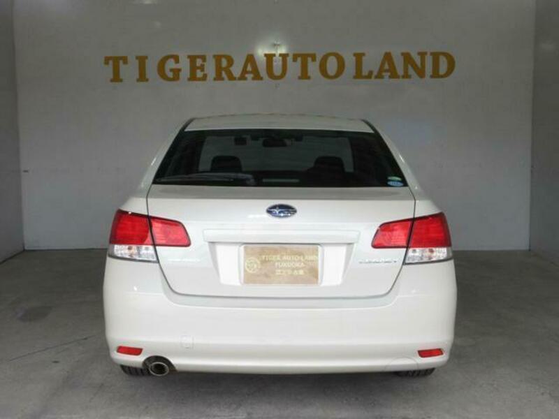 LEGACY B4