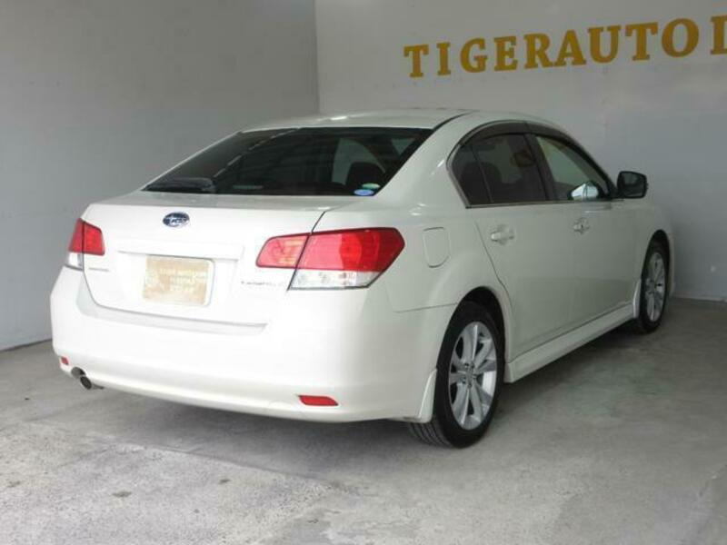 LEGACY B4