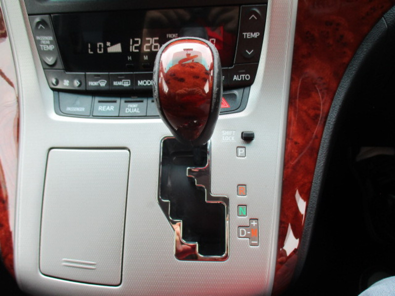 ALPHARD-17