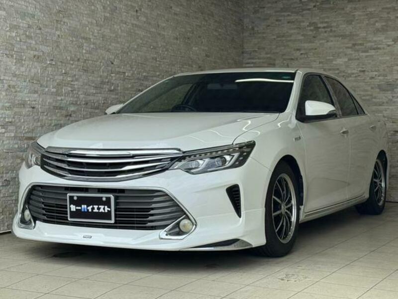 TOYOTA CAMRY