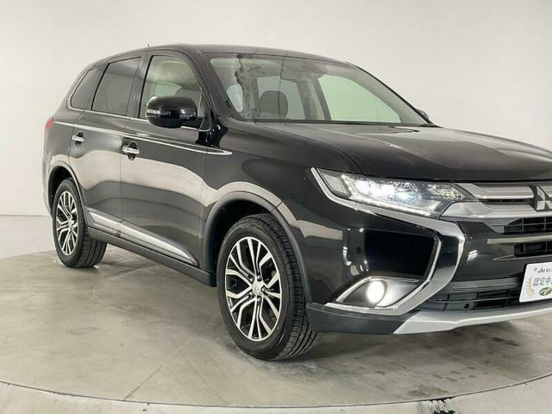 OUTLANDER