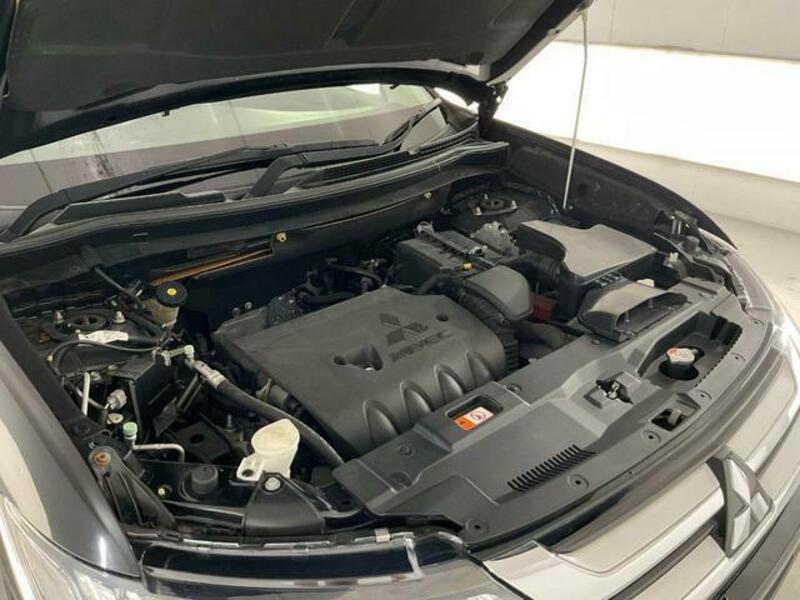 OUTLANDER
