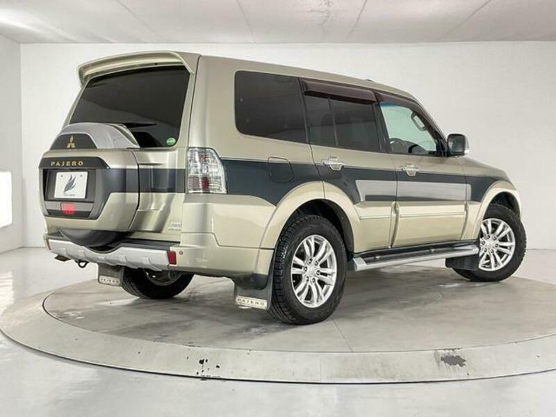 PAJERO