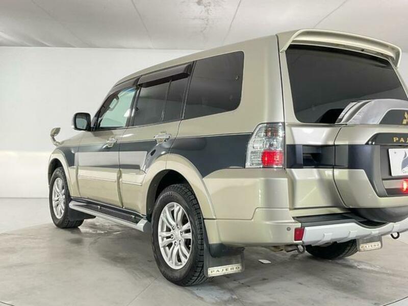 PAJERO