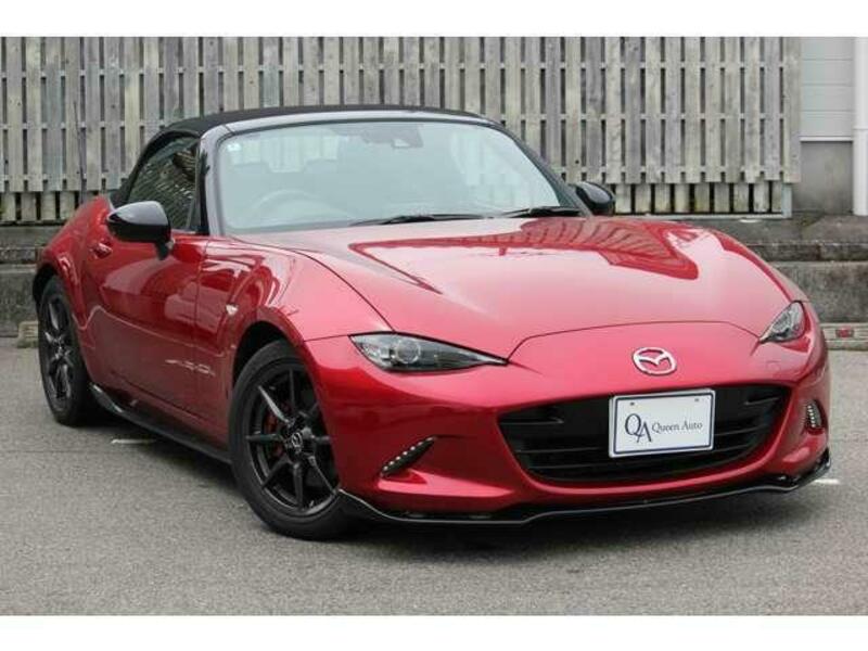 ROADSTER-0