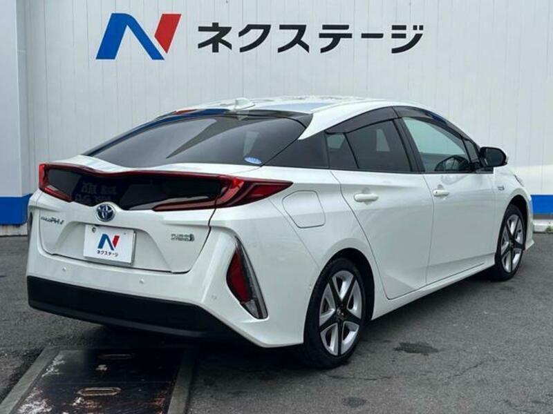 PRIUS PHV