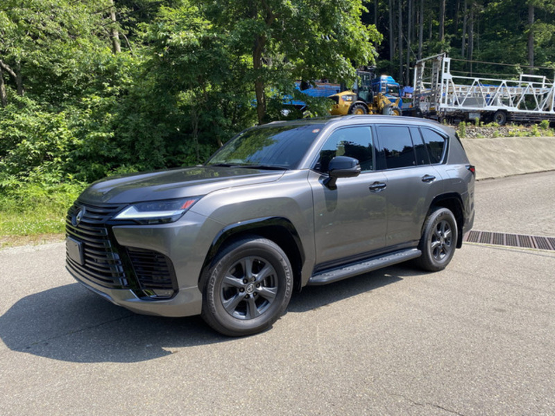 LEXUS LX