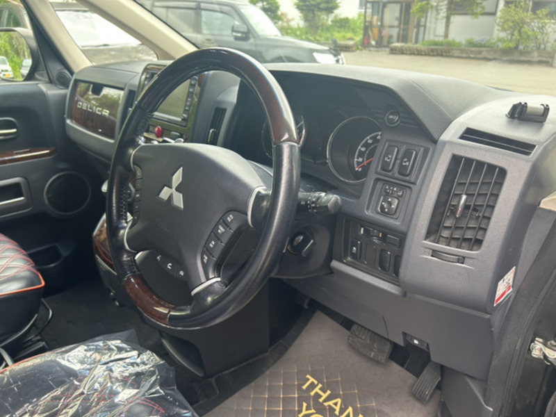 DELICA D5