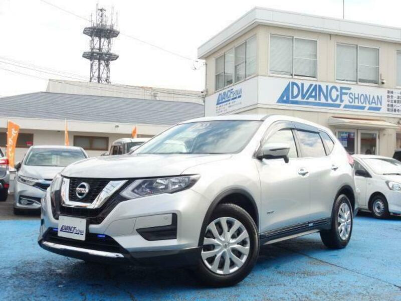 X-TRAIL