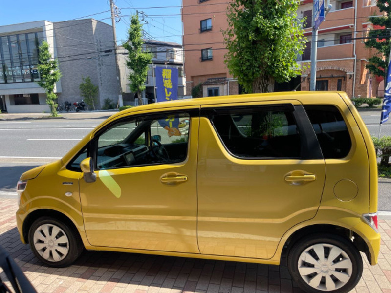 WAGON R