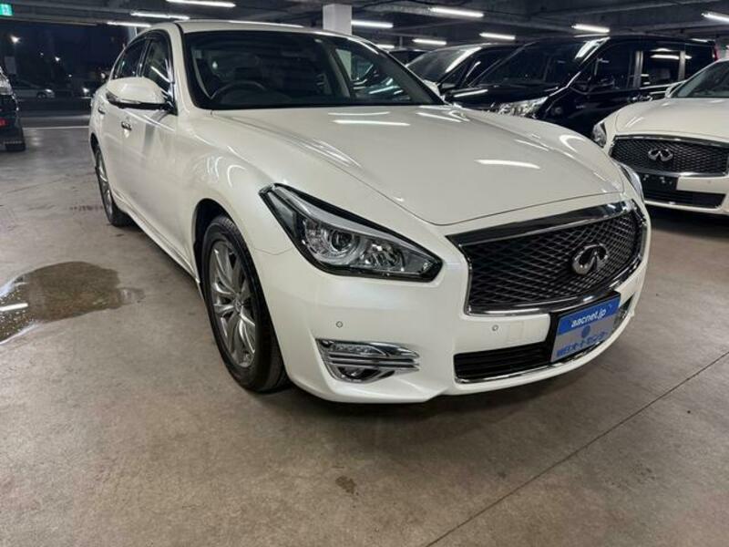 NISSAN FUGA