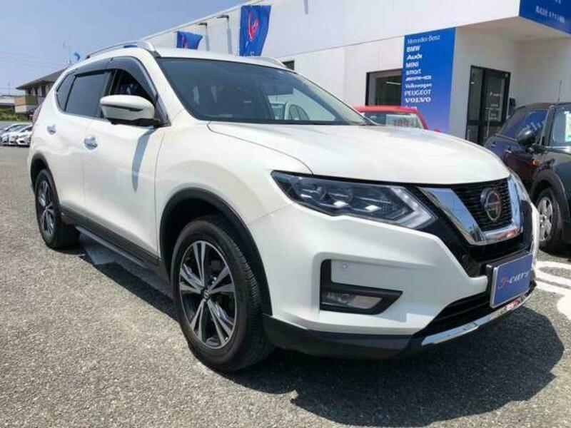 X-TRAIL