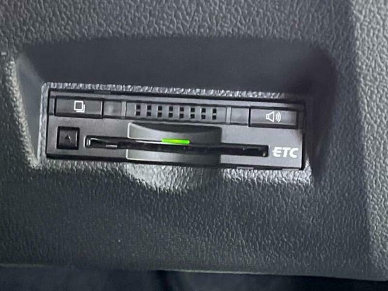 PRIUS-6