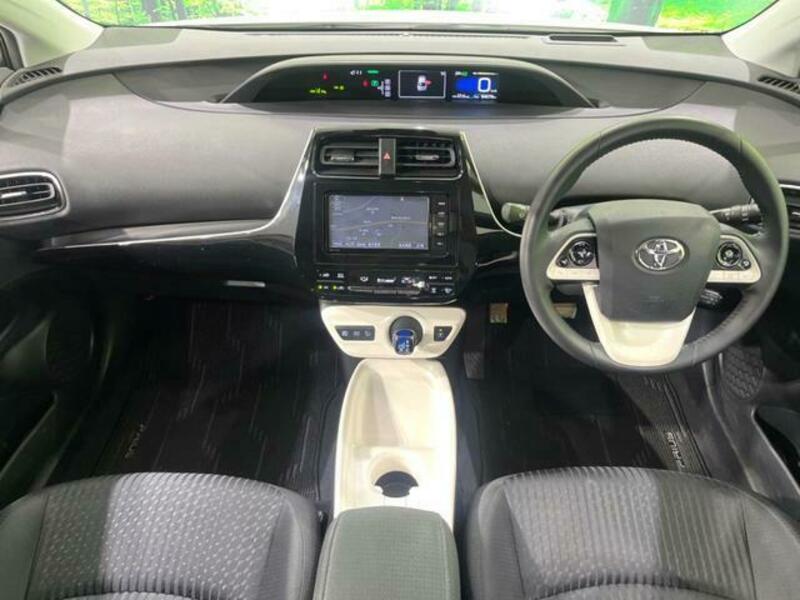 PRIUS-1